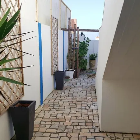 2 Bedrooms At 100 M Away From The Beach With Enclosed Garden And Wifi 公寓 *